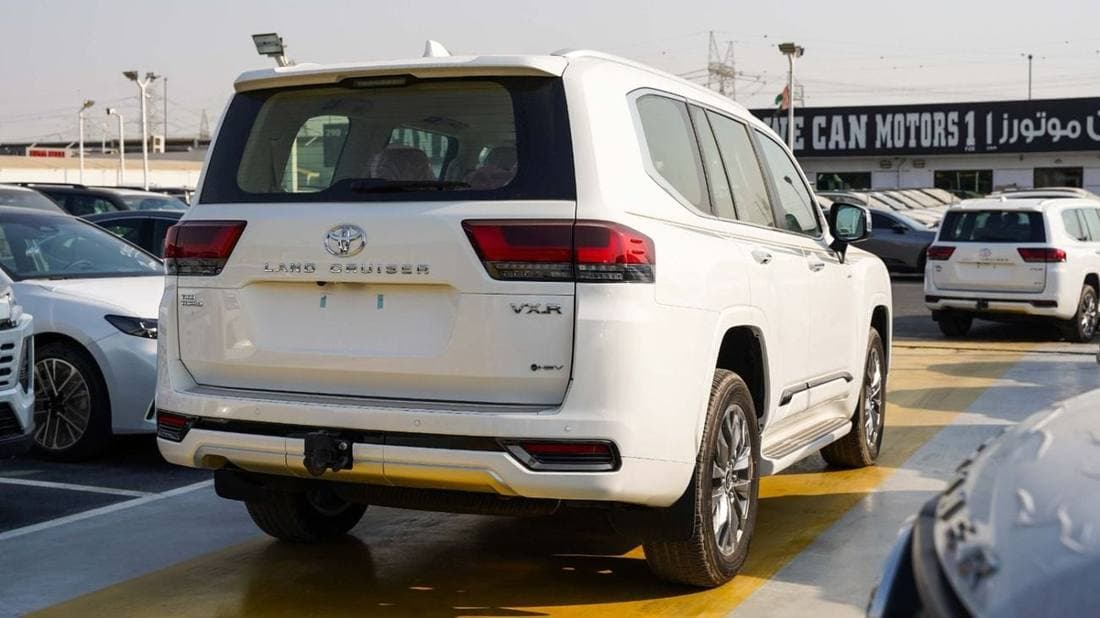 2026 Toyota Land Cruiser VXR thumbnail 7