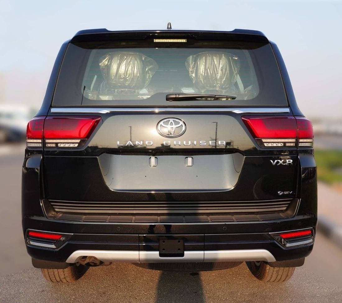 2026 Toyota Land Cruiser VXR thumbnail 6