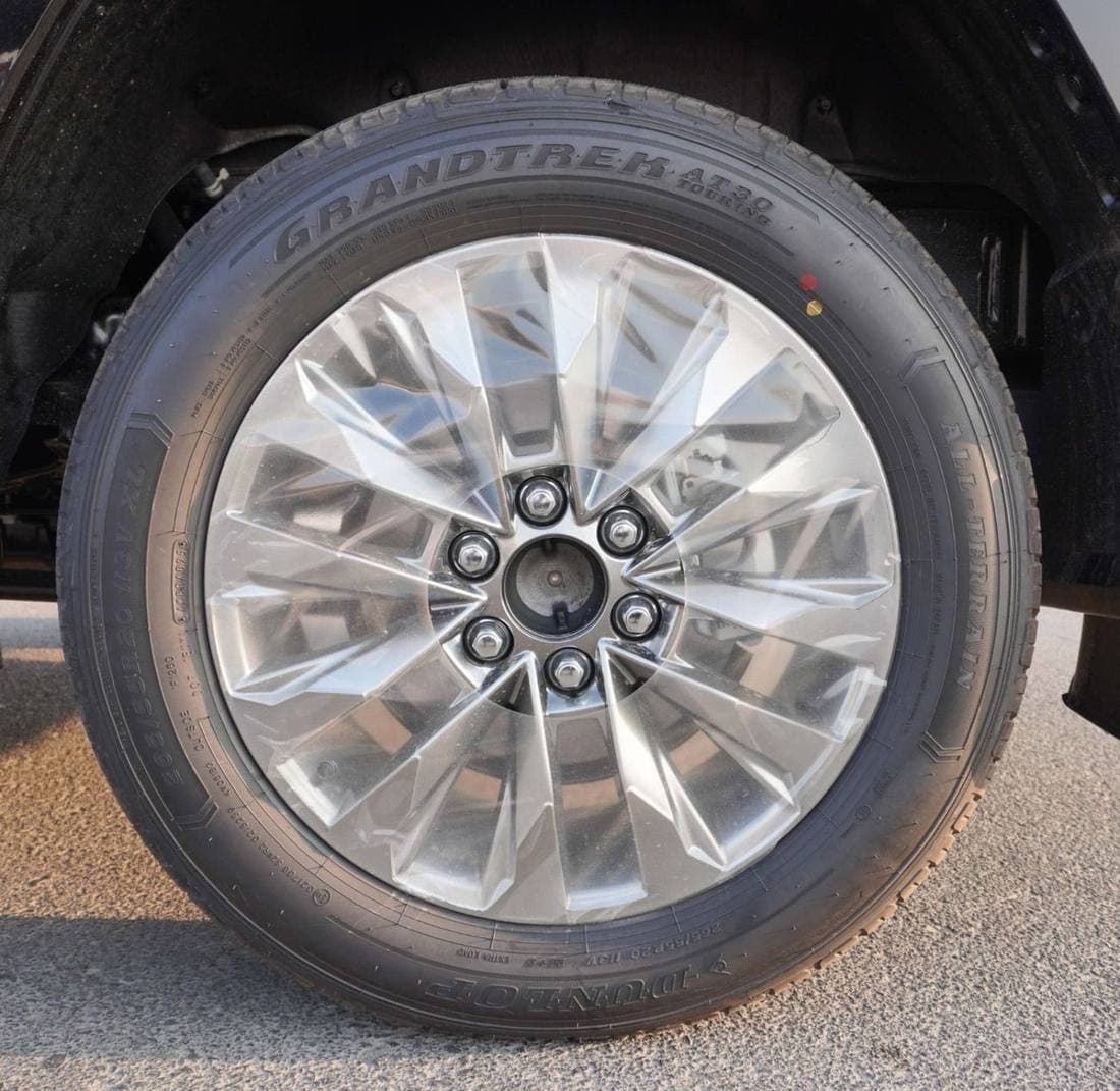 2026 Toyota Land Cruiser VXR thumbnail 8