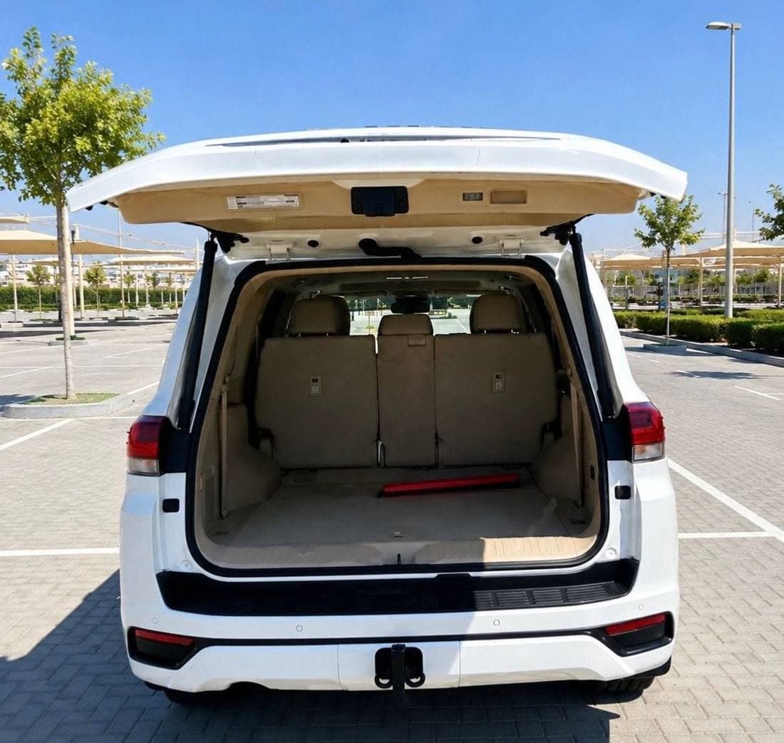 2022 Toyota Land Cruiser VXR thumbnail 5