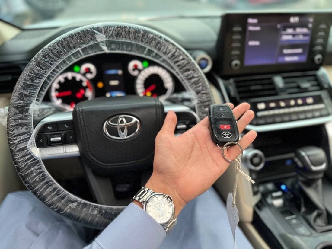 2022 Toyota Land Cruiser GXR thumbnail 7