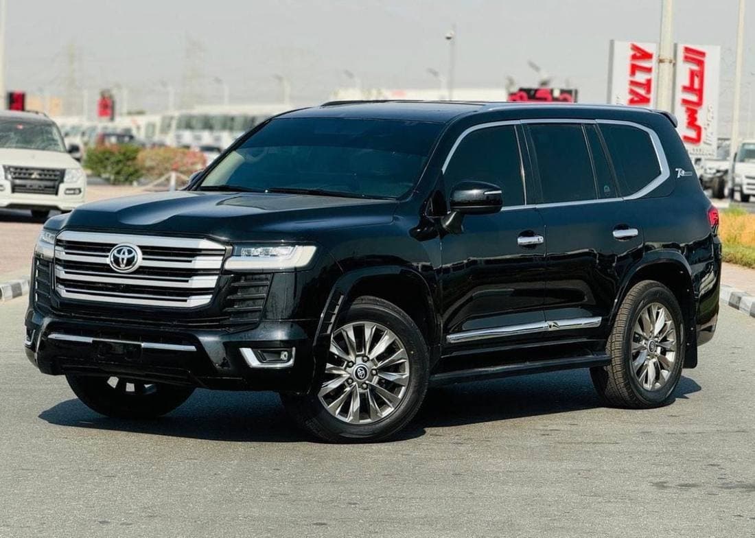 2019 Toyota Land Cruiser GXR thumbnail 3