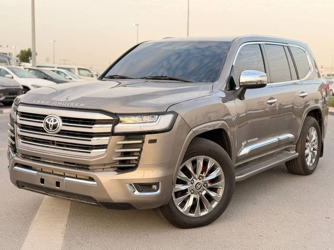 2016 Toyota Land Cruiser GXR
