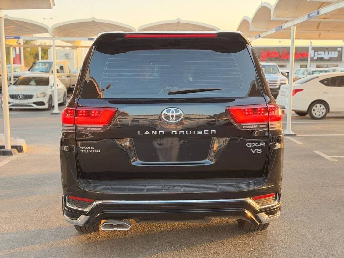 2016 Toyota Land Cruiser GXR thumbnail 7