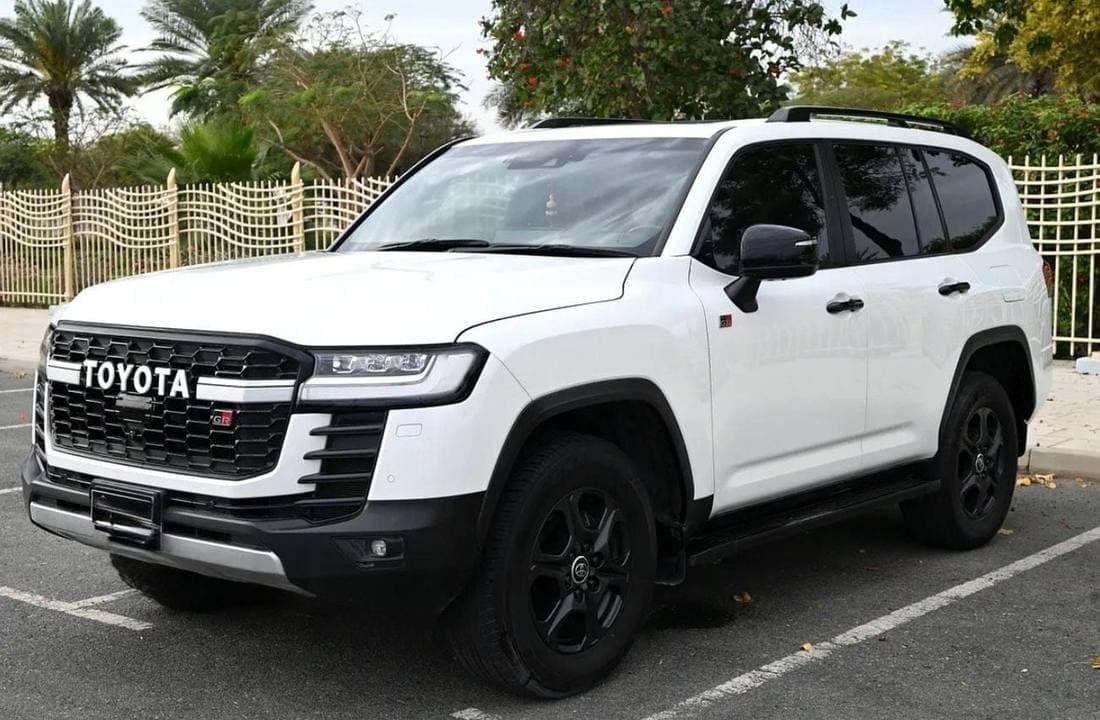 2022 Toyota Land Cruiser GR SPORT thumbnail 2