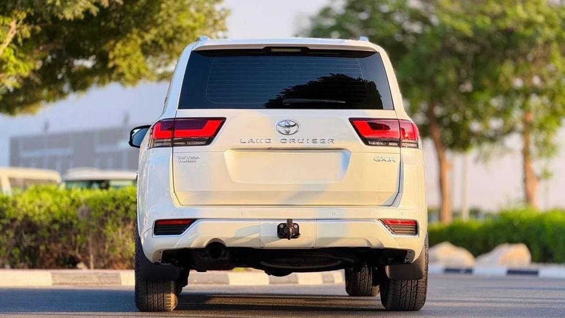 2022 Toyota Land Cruiser GXR thumbnail 6