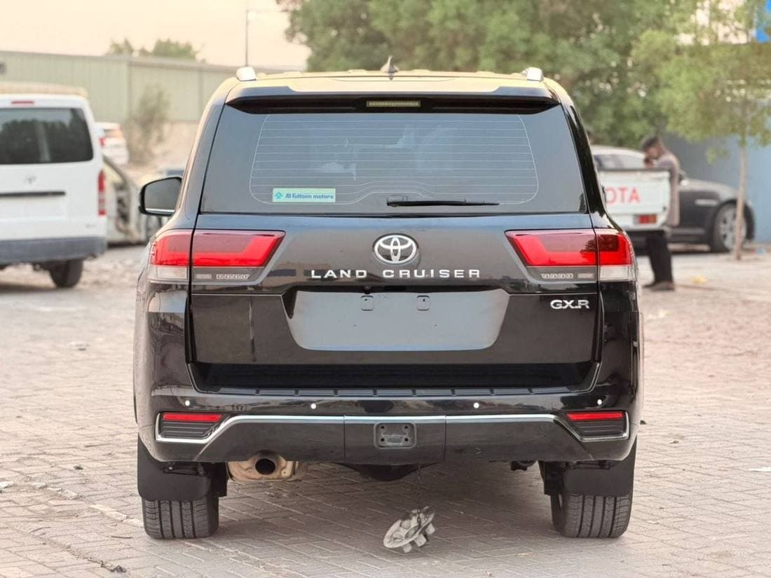 2023 Toyota Land Cruiser GXR thumbnail 5