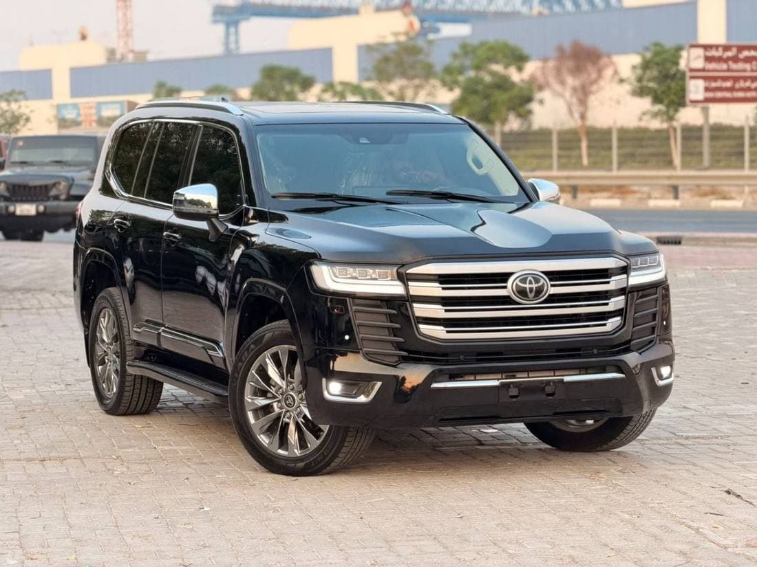 2023 Toyota Land Cruiser GXR thumbnail 2