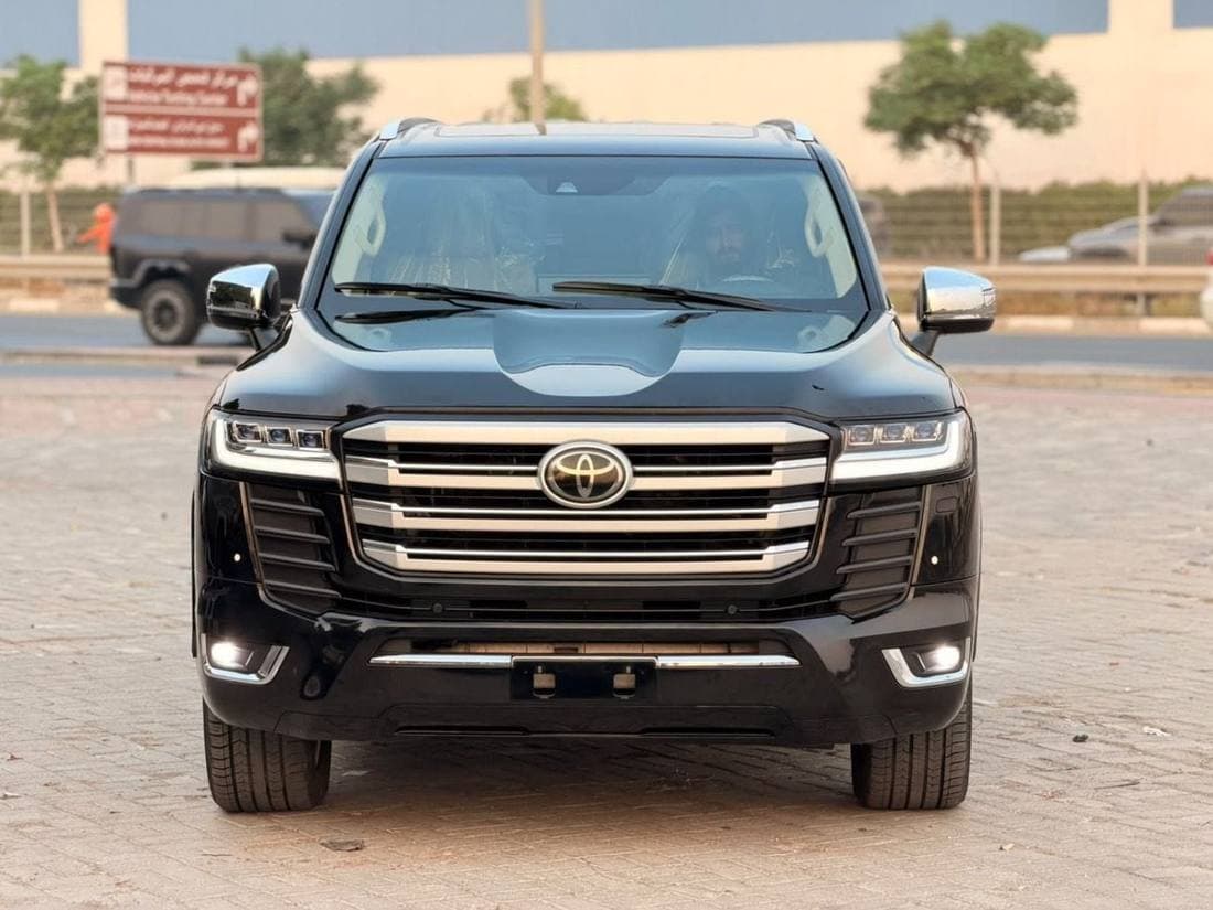 2023 Toyota Land Cruiser GXR thumbnail 6
