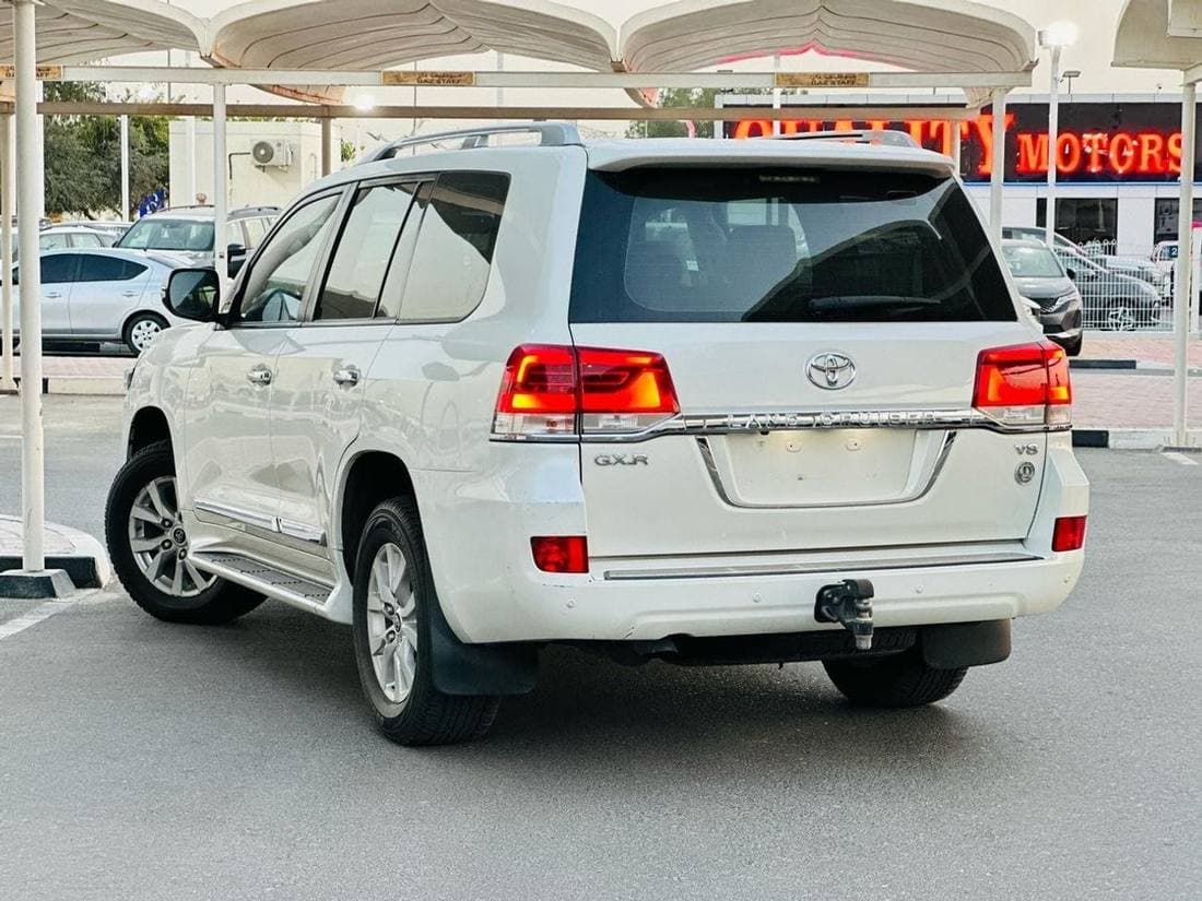 2020 Toyota Land Cruiser GXR thumbnail 3