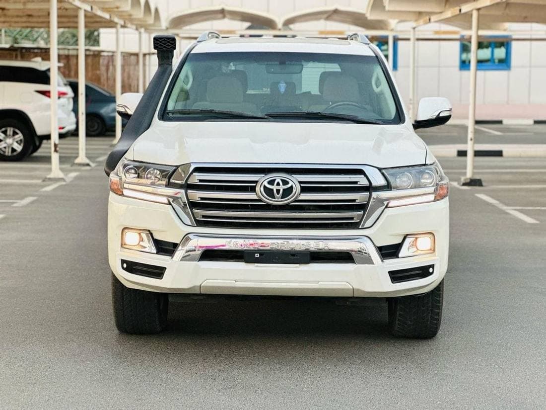 2020 Toyota Land Cruiser GXR thumbnail 6