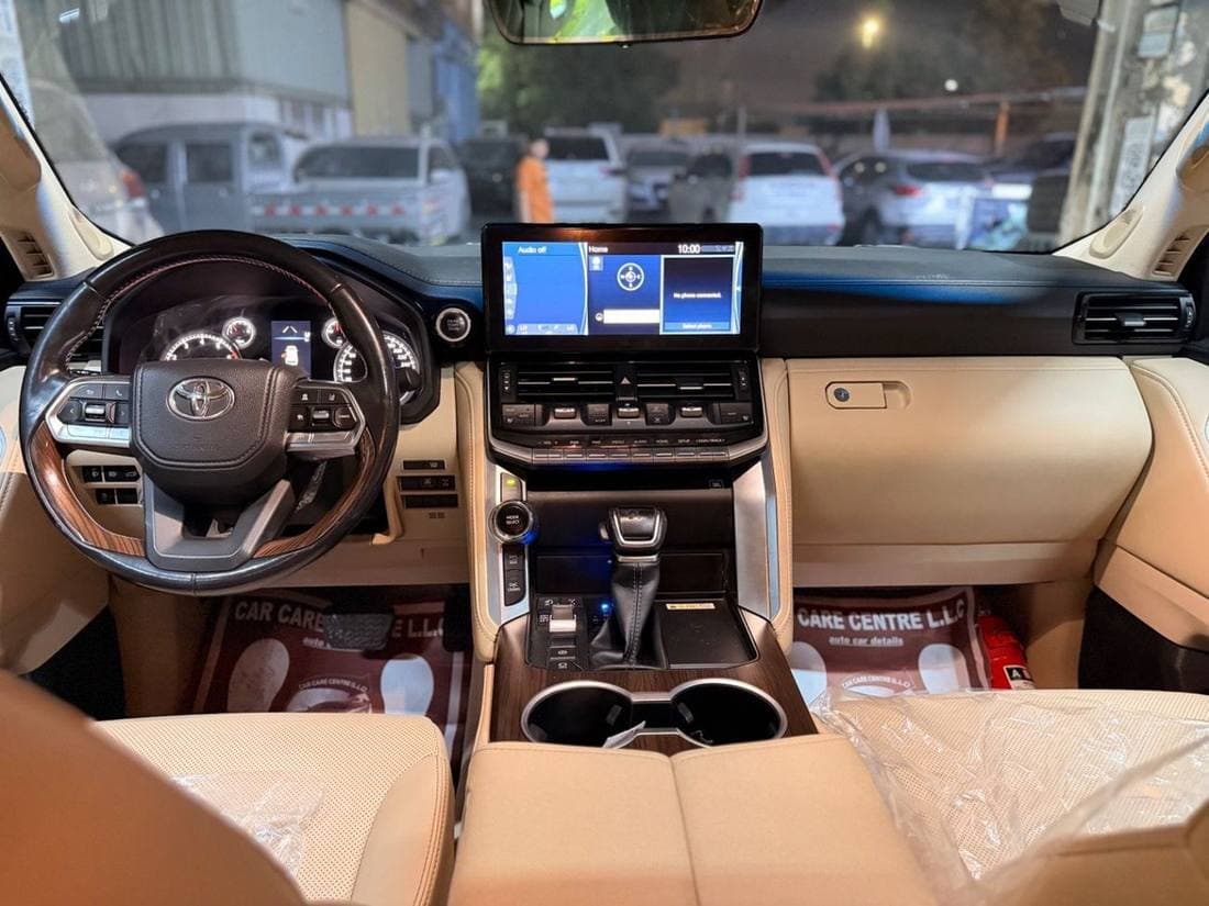 2022 Toyota Land Cruiser GXR thumbnail 7