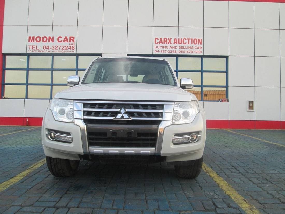 2016 Mitsubishi Pajero GLS MIDLINE thumbnail 2