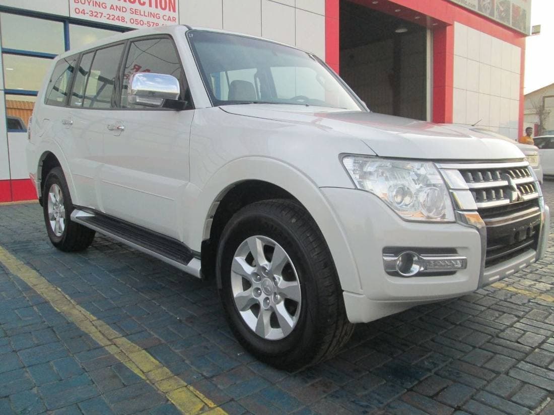 2016 Mitsubishi Pajero GLS MIDLINE thumbnail 6