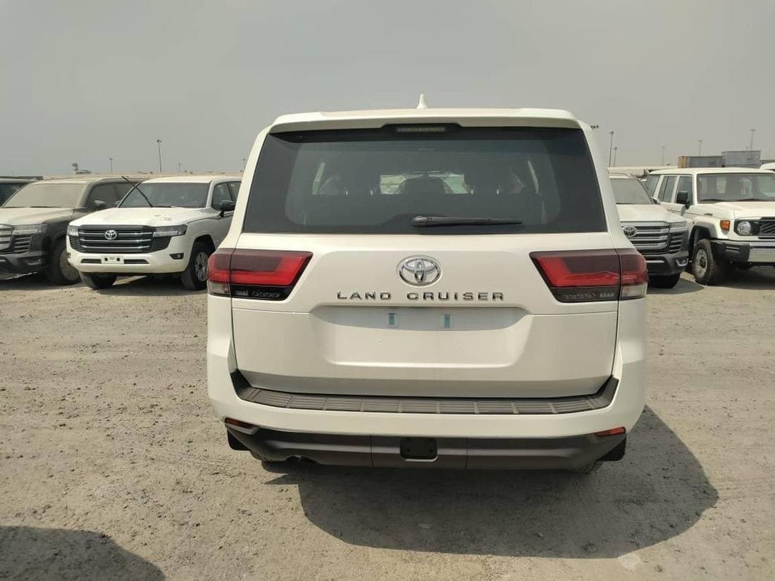 2025 Toyota Land Cruiser GXR thumbnail 5