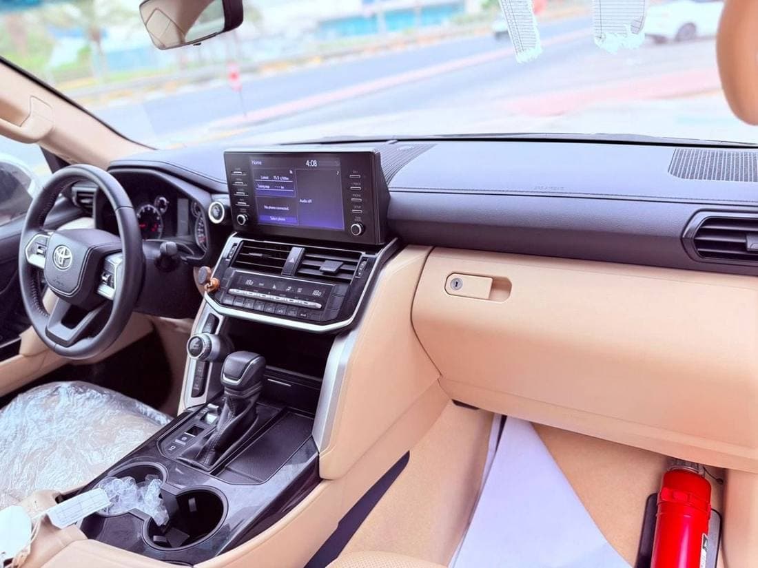 2022 Toyota Land Cruiser VXR thumbnail 8