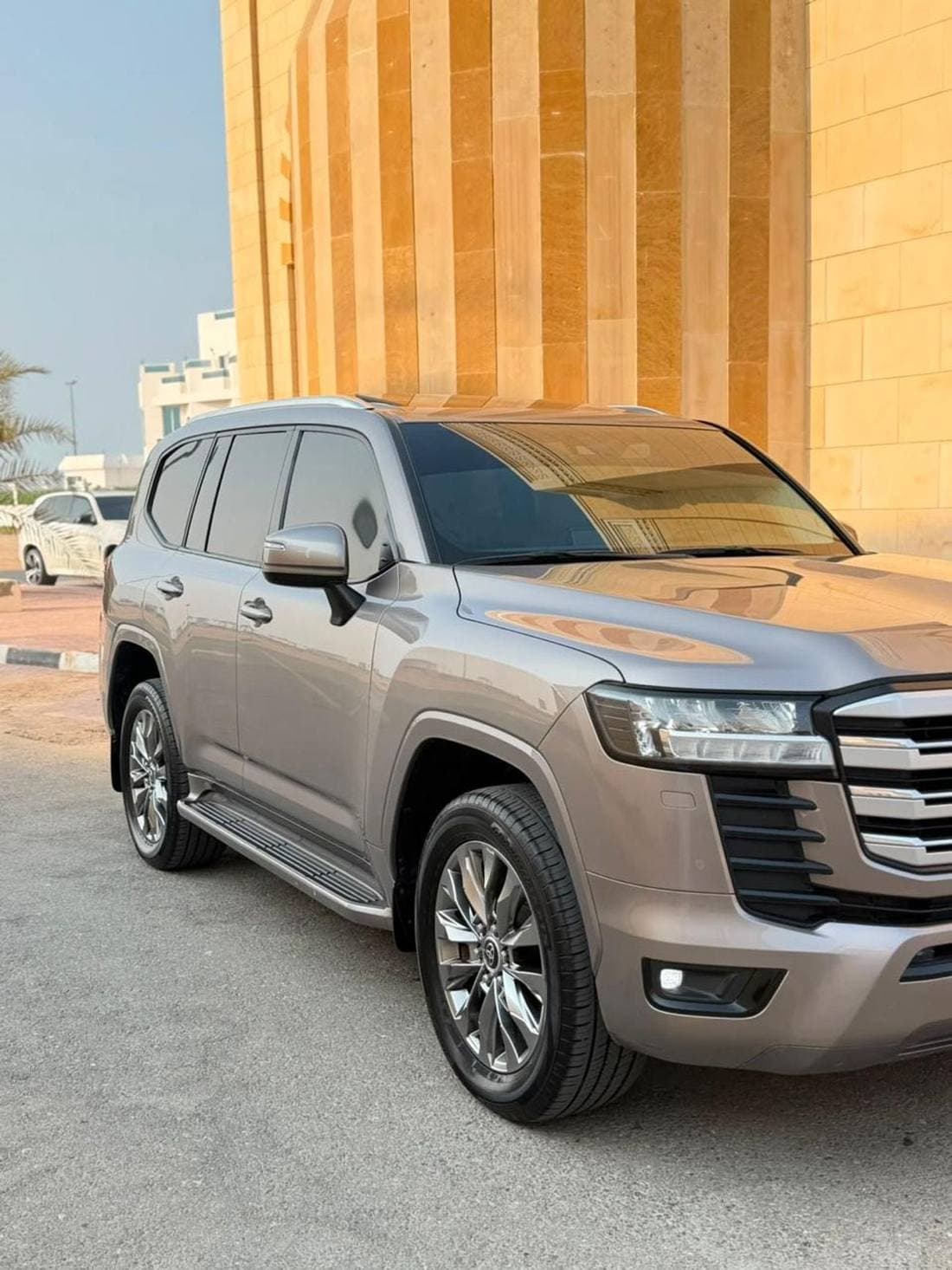 2022 Toyota Land Cruiser GXR thumbnail 7