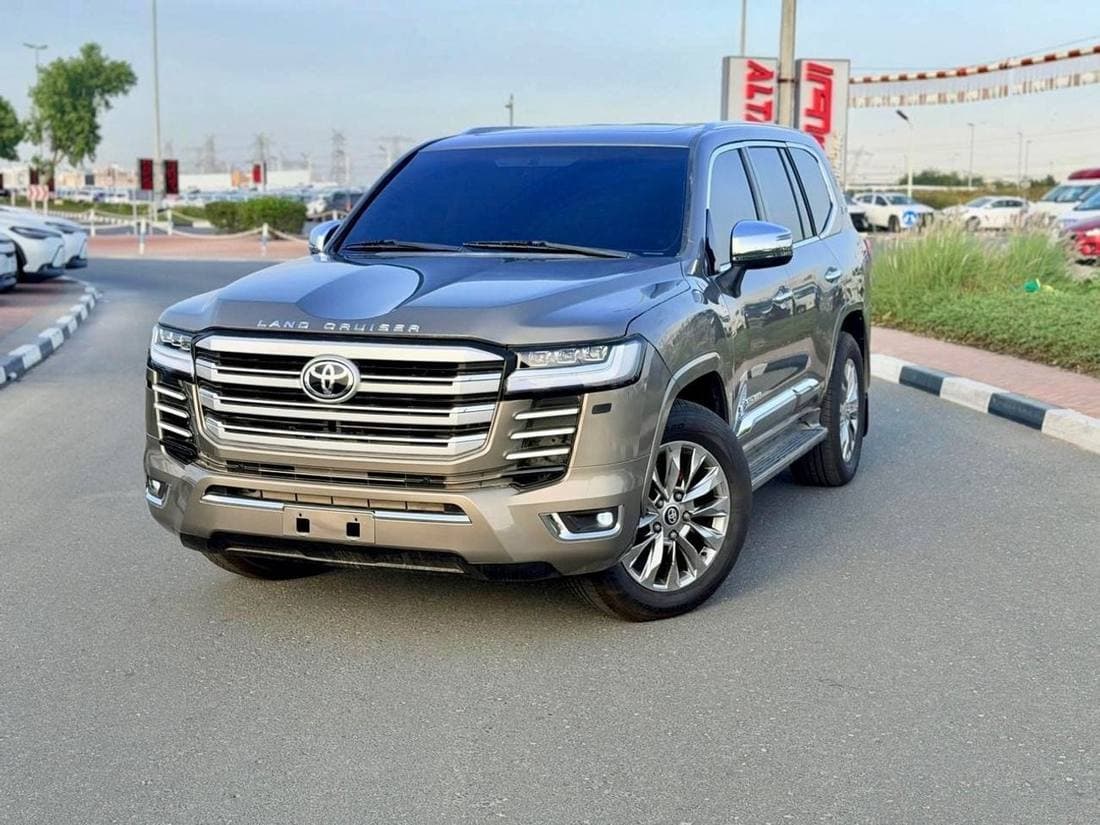 2021 Toyota Land Cruiser GXR thumbnail 4