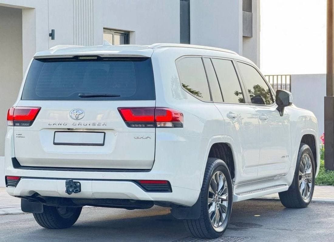 2022 Toyota Land Cruiser GXR thumbnail 6