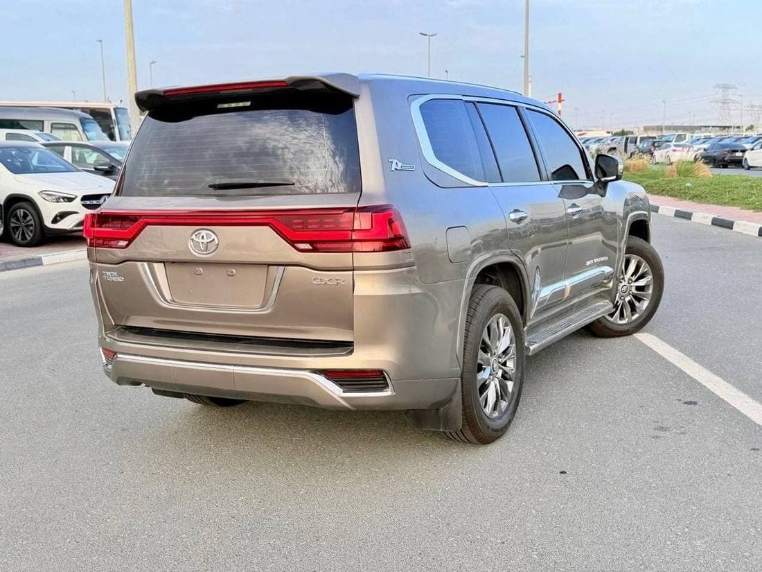 2021 Toyota Land Cruiser GXR thumbnail 6