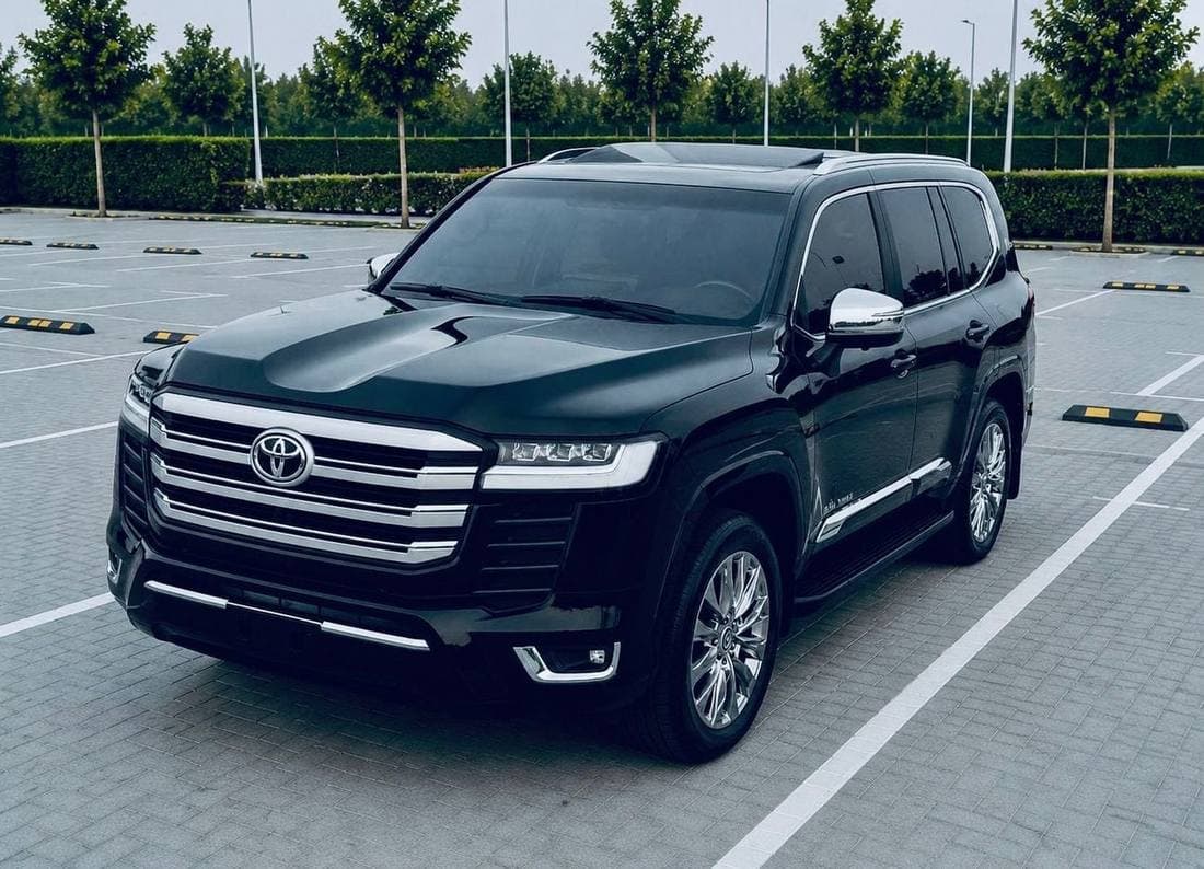 2017 Toyota Land Cruiser GXR