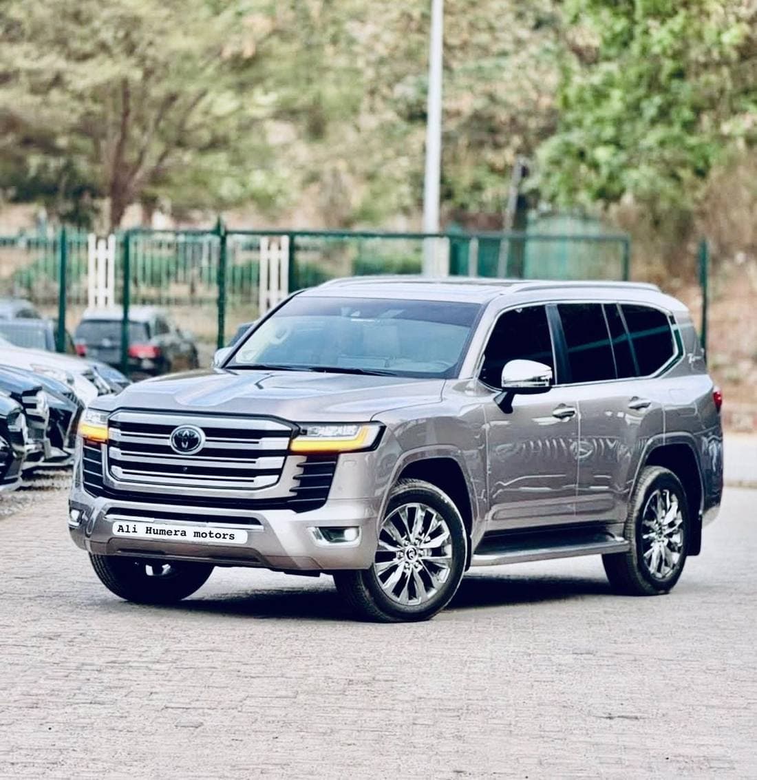 2022 Toyota Land Cruiser GXR