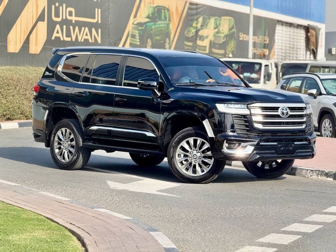 2019 Toyota Land Cruiser GXR thumbnail 2