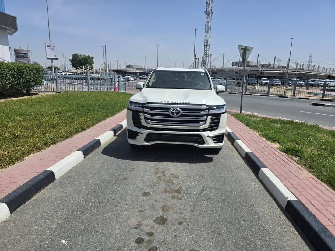 2024 Toyota Land Cruiser GXR thumbnail 2