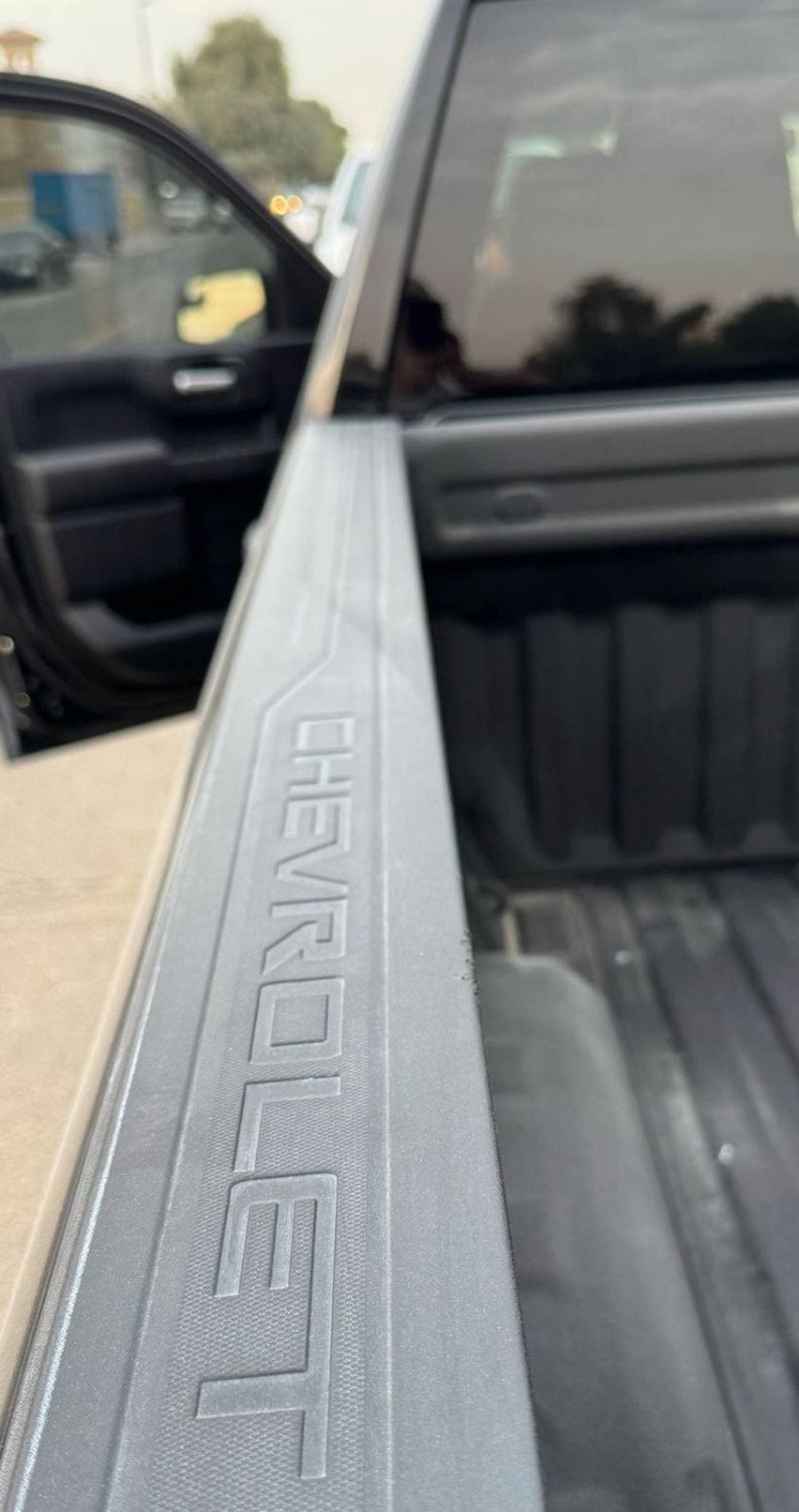 2023 Chevrolet Silverado thumbnail 8