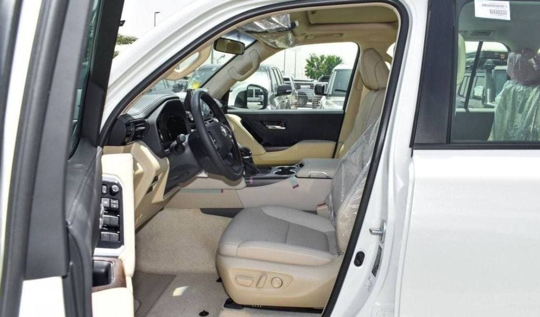2026 Toyota Land Cruiser GXR thumbnail 8