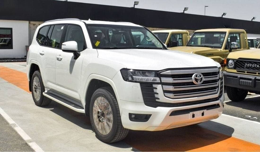 2026 Toyota Land Cruiser GXR thumbnail 3