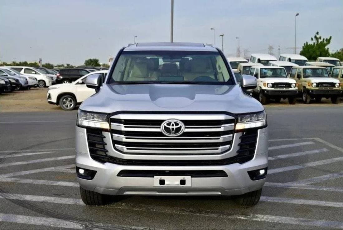 2024 Toyota Land Cruiser GXR thumbnail 2