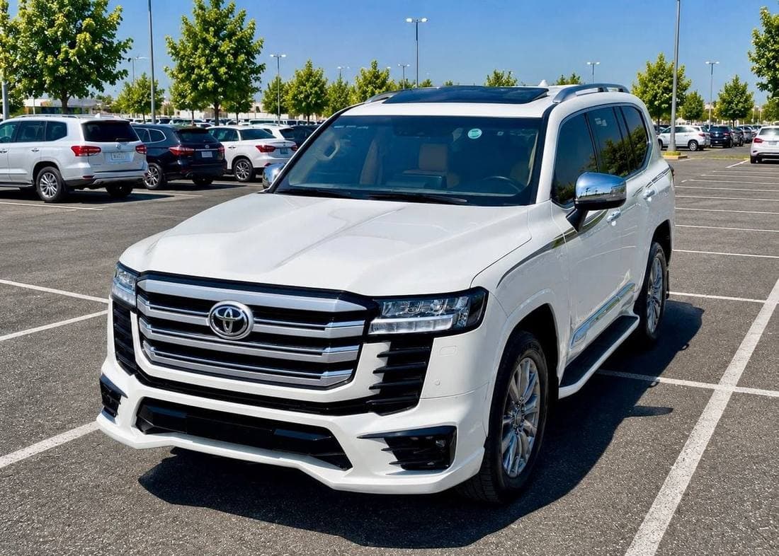 2022 Toyota Land Cruiser GXR thumbnail 2