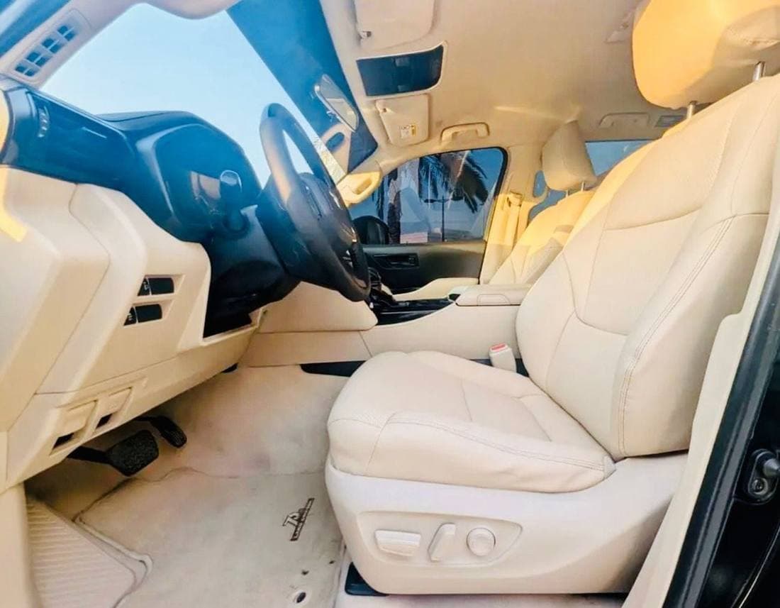 2022 Toyota Land Cruiser GXR thumbnail 7