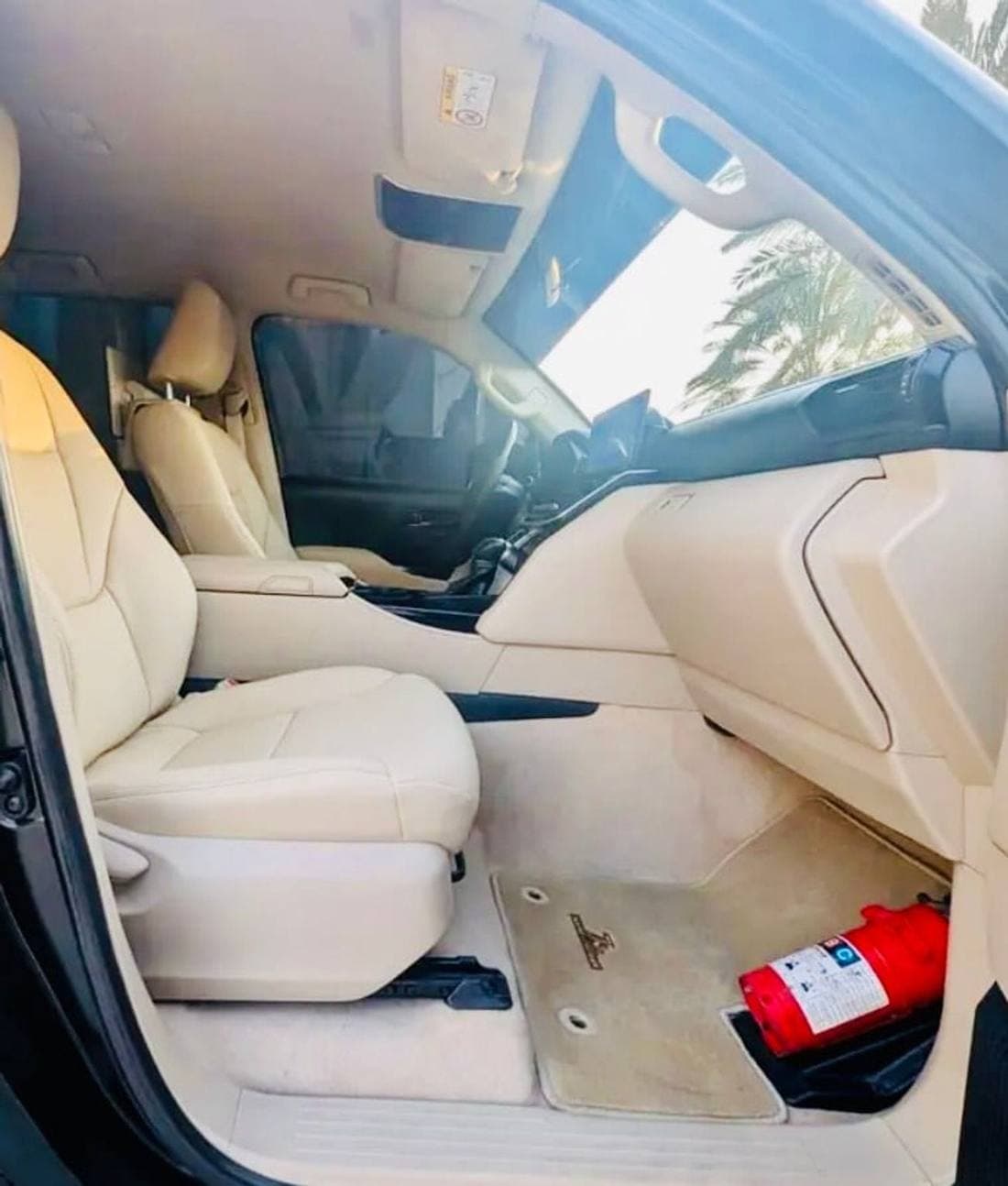 2022 Toyota Land Cruiser GXR thumbnail 8