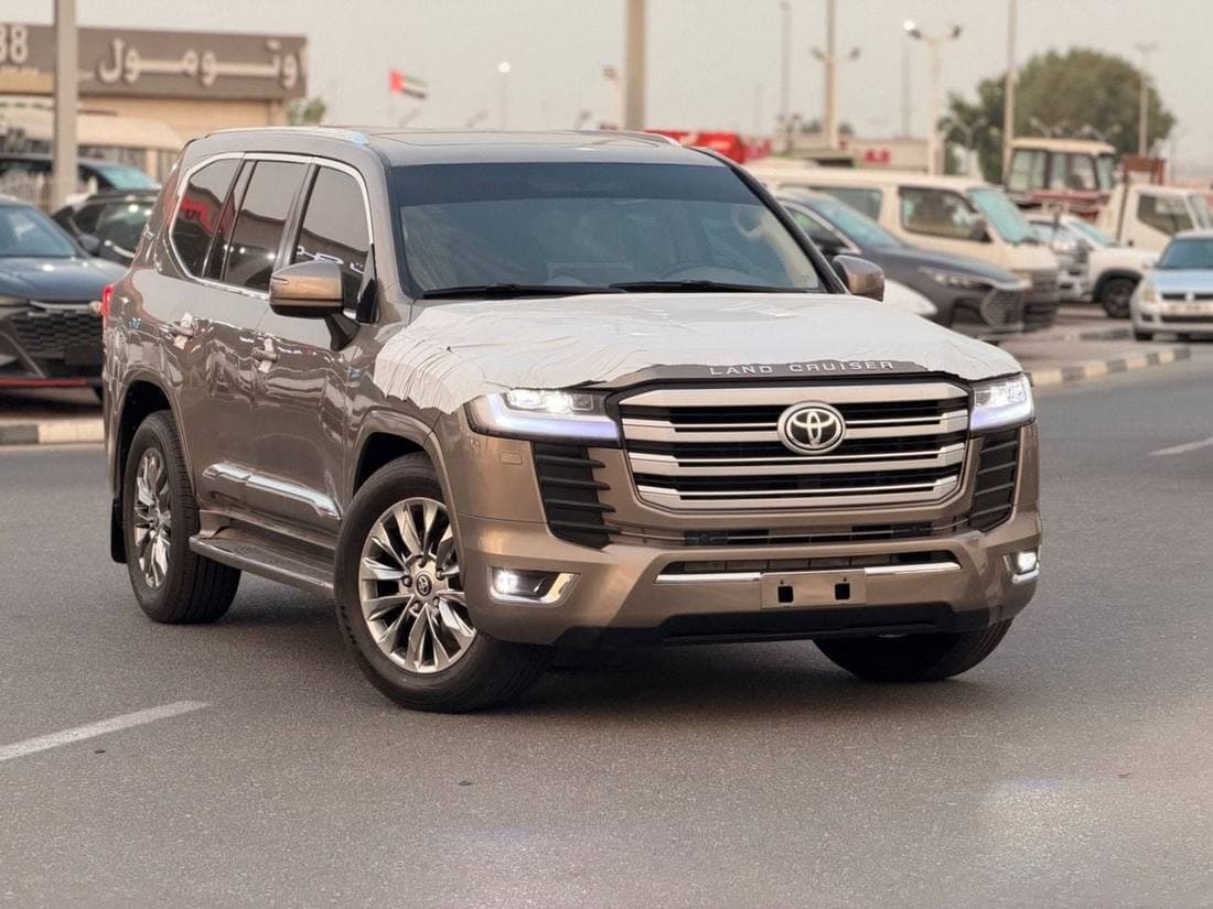 2018 Toyota Land Cruiser GXR