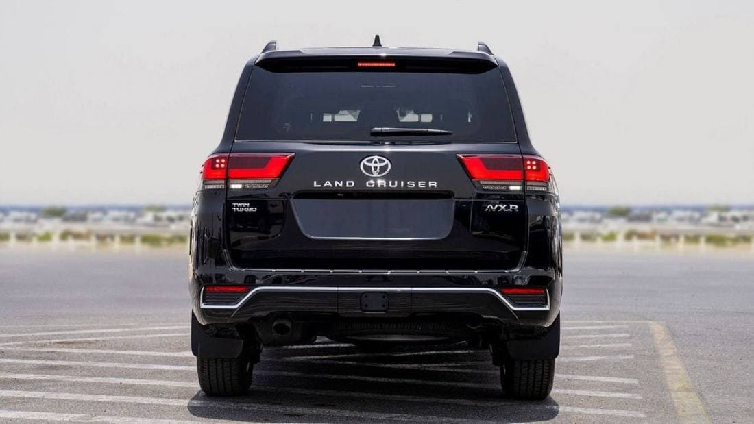 2026 Toyota Land Cruiser VXR thumbnail 6