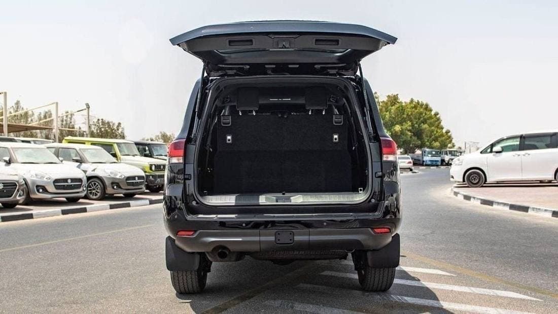 2025 Toyota Land Cruiser GXR thumbnail 6