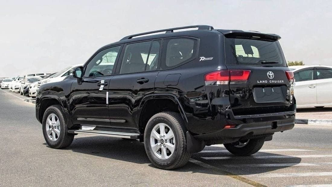2025 Toyota Land Cruiser GXR thumbnail 3