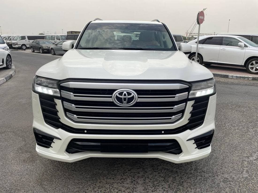 2025 Toyota Land Cruiser GXR