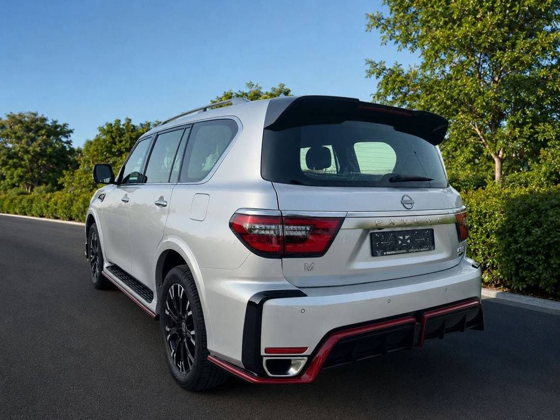2023 Nissan Patrol NISMO thumbnail 6