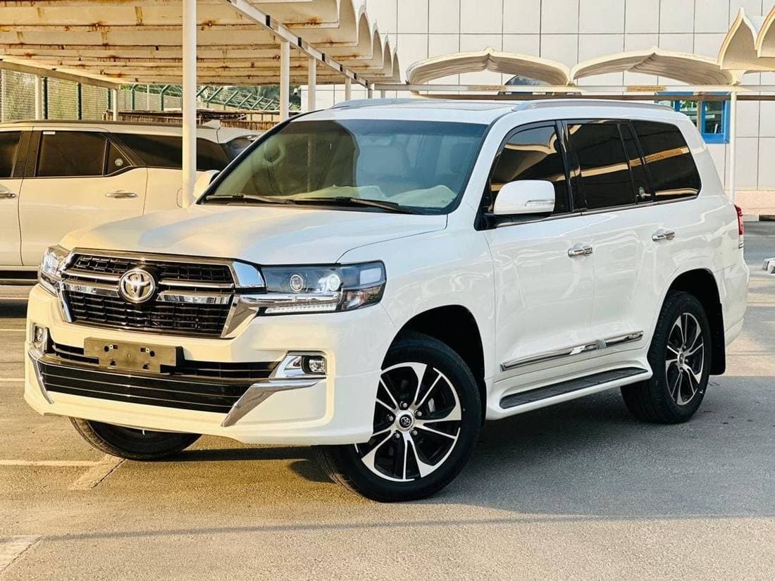 2019 Toyota Land Cruiser GXR