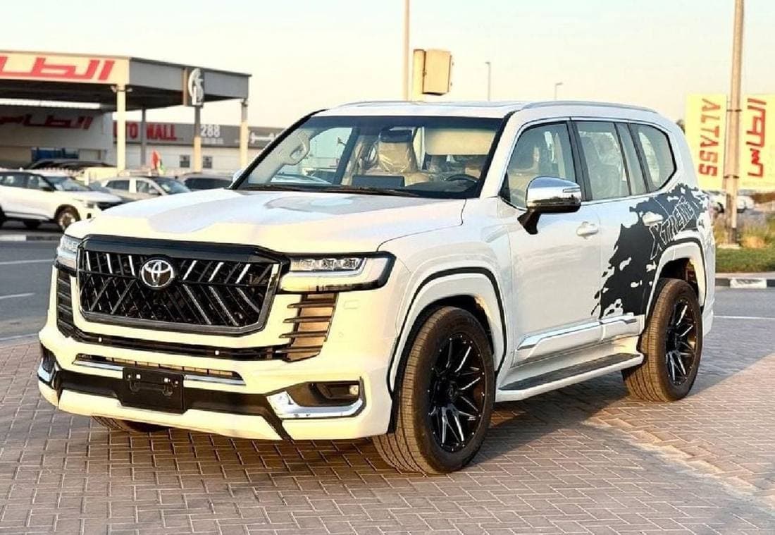 2022 Toyota Land Cruiser GXR thumbnail 7