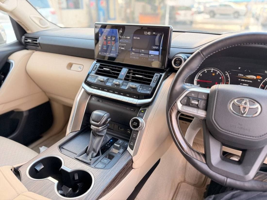 2023 Toyota Land Cruiser thumbnail 8