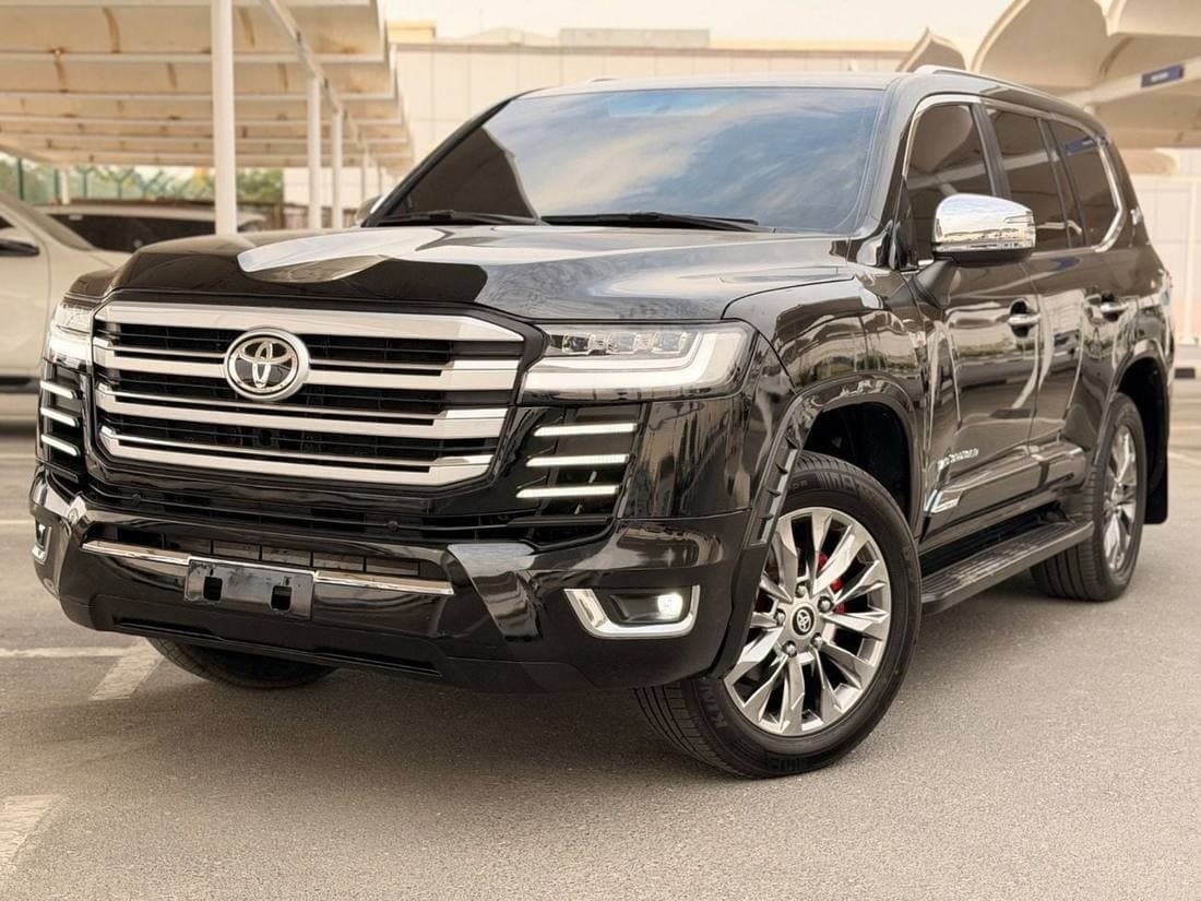 2019 Toyota Land Cruiser GXR thumbnail 2