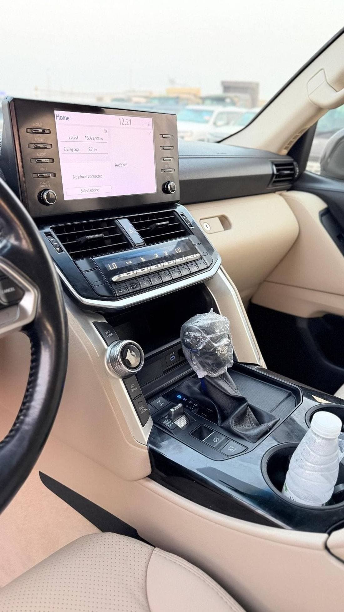 2022 Toyota Land Cruiser GXR thumbnail 5