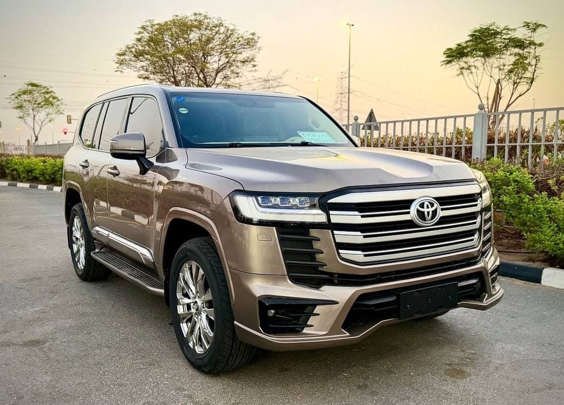 2022 Toyota Land Cruiser GXR thumbnail 2
