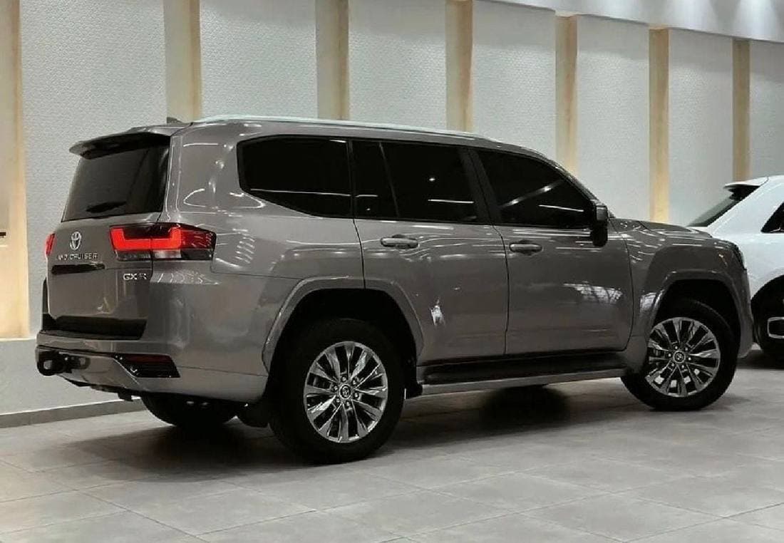 2022 Toyota Land Cruiser GXR thumbnail 5