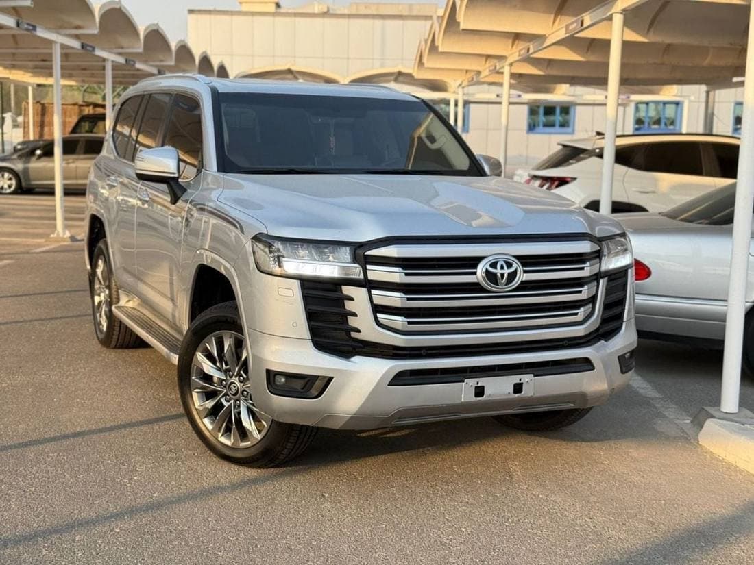 2022 Toyota Land Cruiser GXR