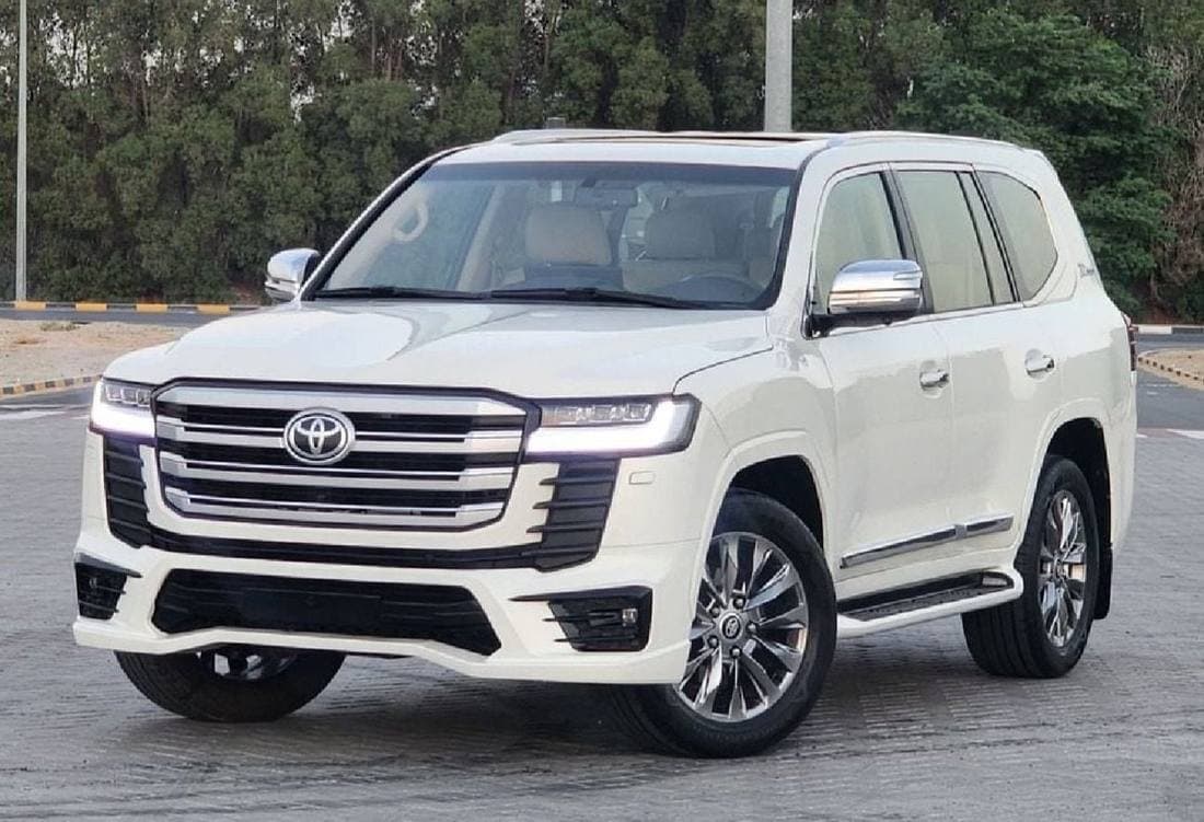 2015 Toyota Land Cruiser thumbnail 2